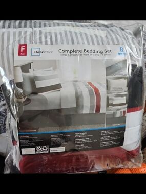 Mainstays Full Complete Bedding Set - Gray, White & Red